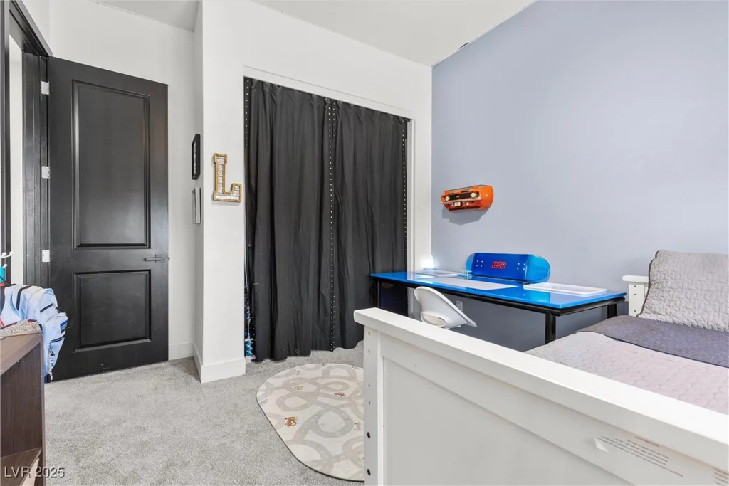 7869 Wheeler Creek, Las Vegas, NV 89113