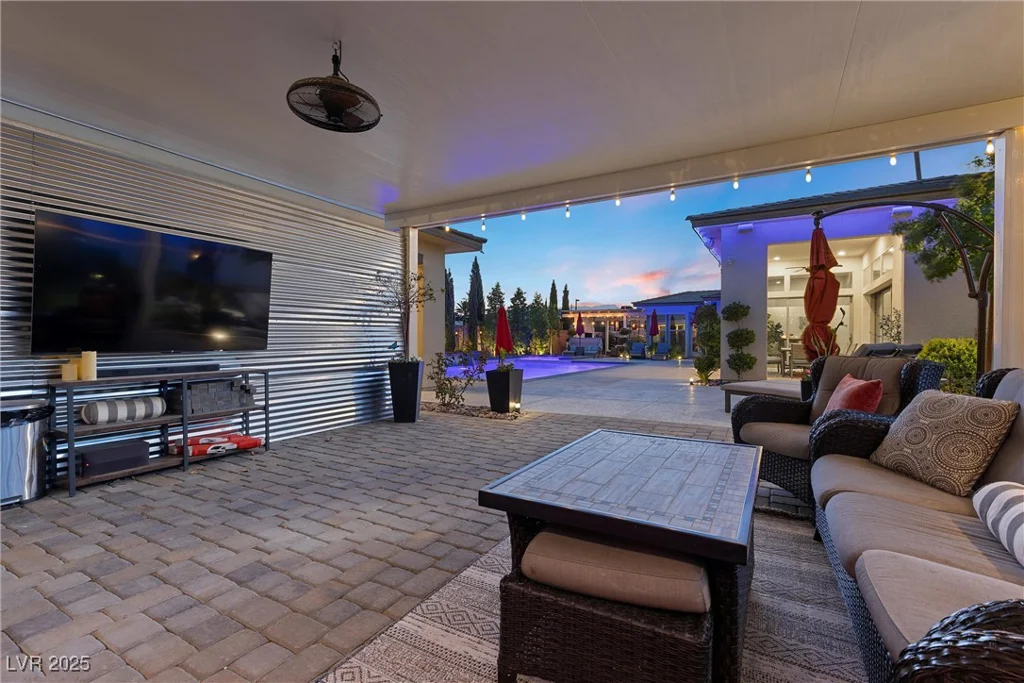 7869 Wheeler Creek, Las Vegas, NV 89113