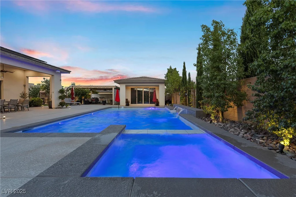 7869 Wheeler Creek, Las Vegas, NV 89113