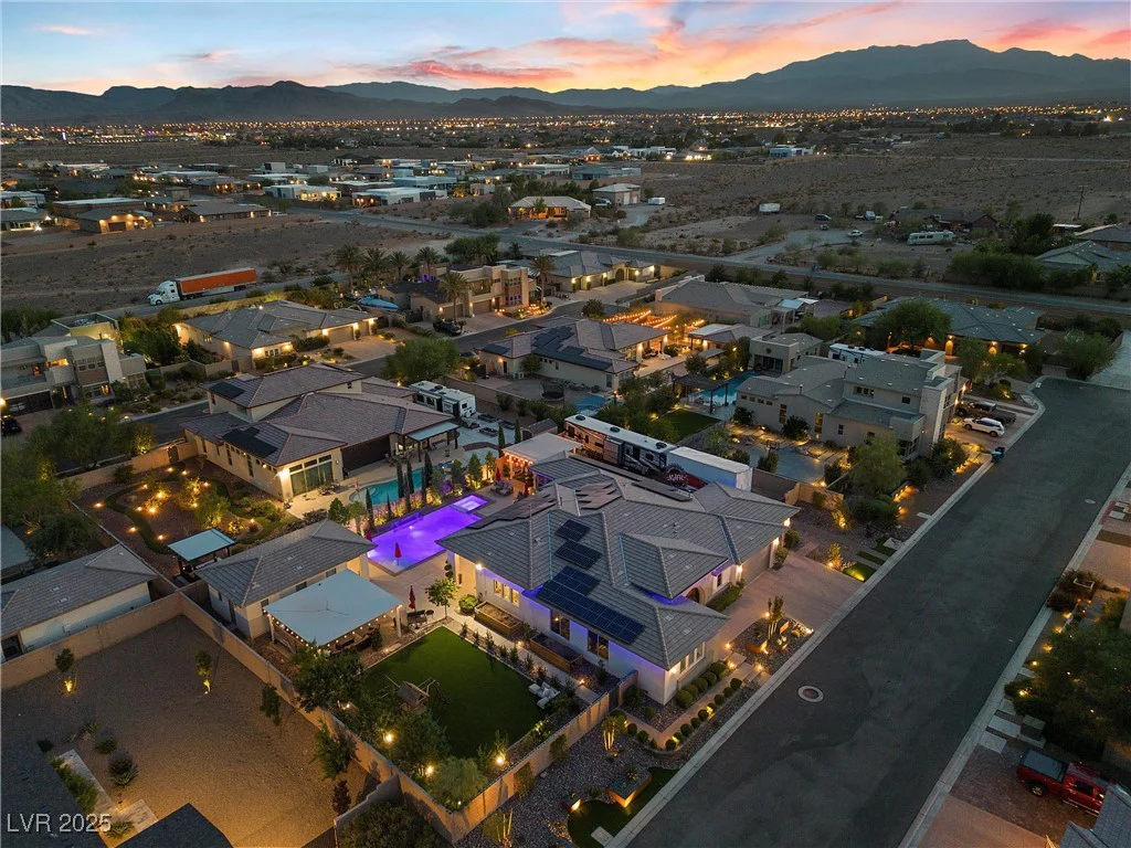 7869 Wheeler Creek, Las Vegas, NV 89113