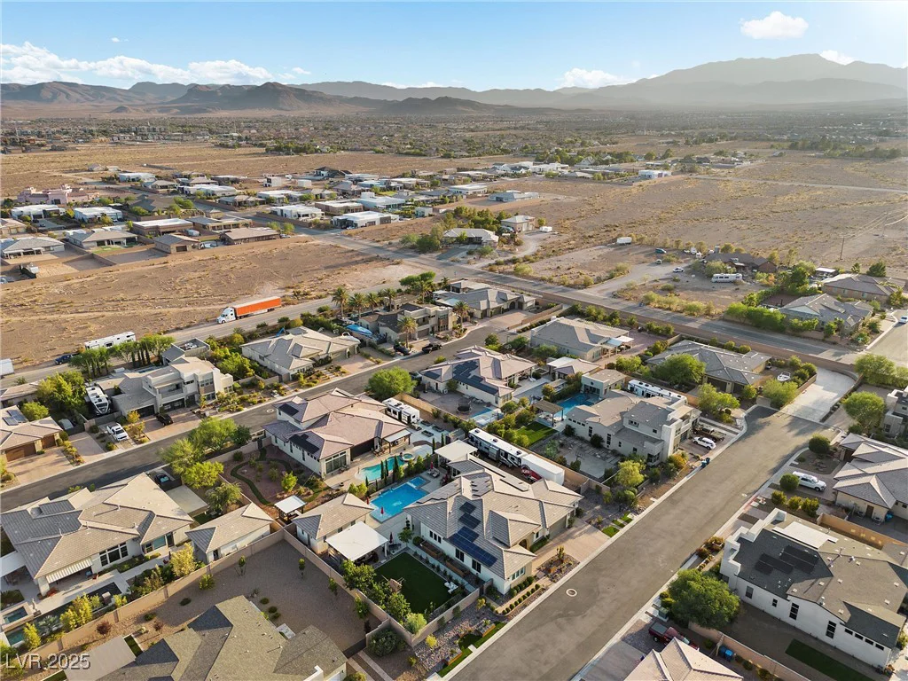 7869 Wheeler Creek, Las Vegas, NV 89113