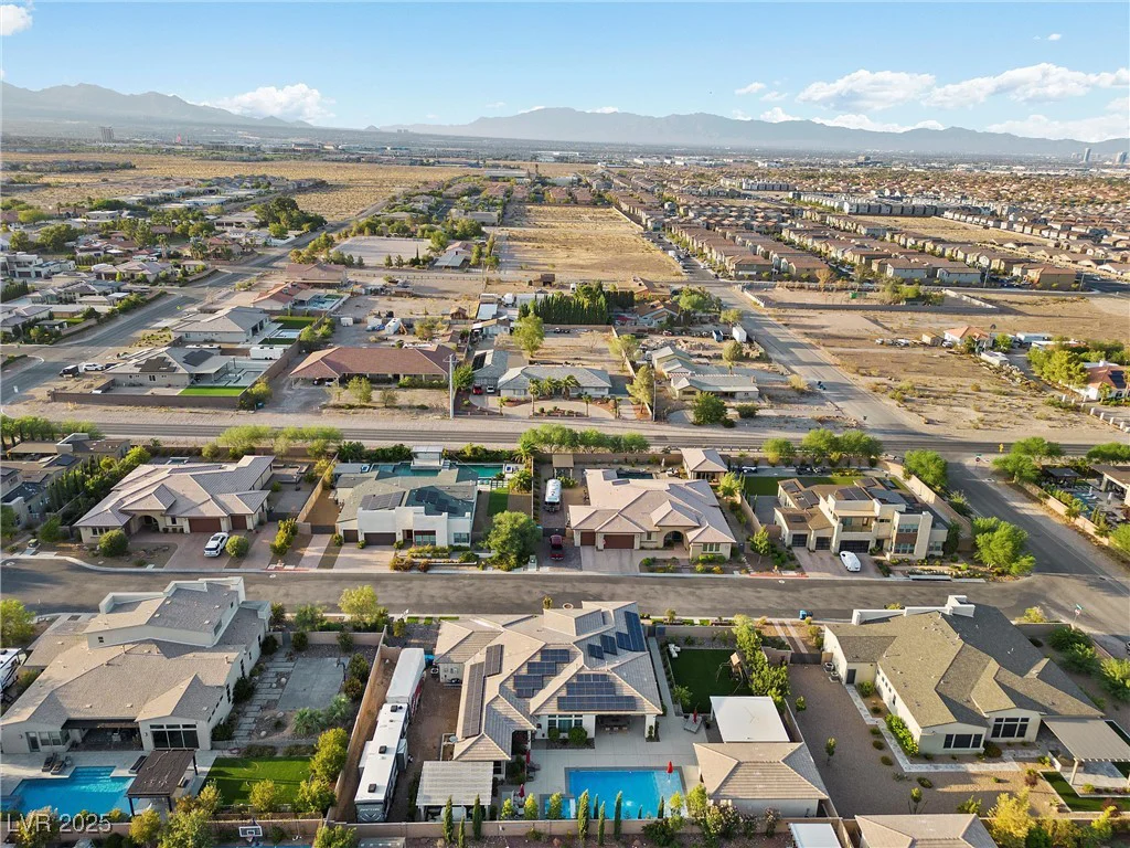 7869 Wheeler Creek, Las Vegas, NV 89113