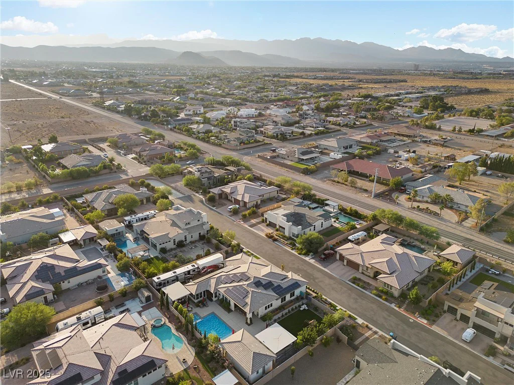 7869 Wheeler Creek, Las Vegas, NV 89113