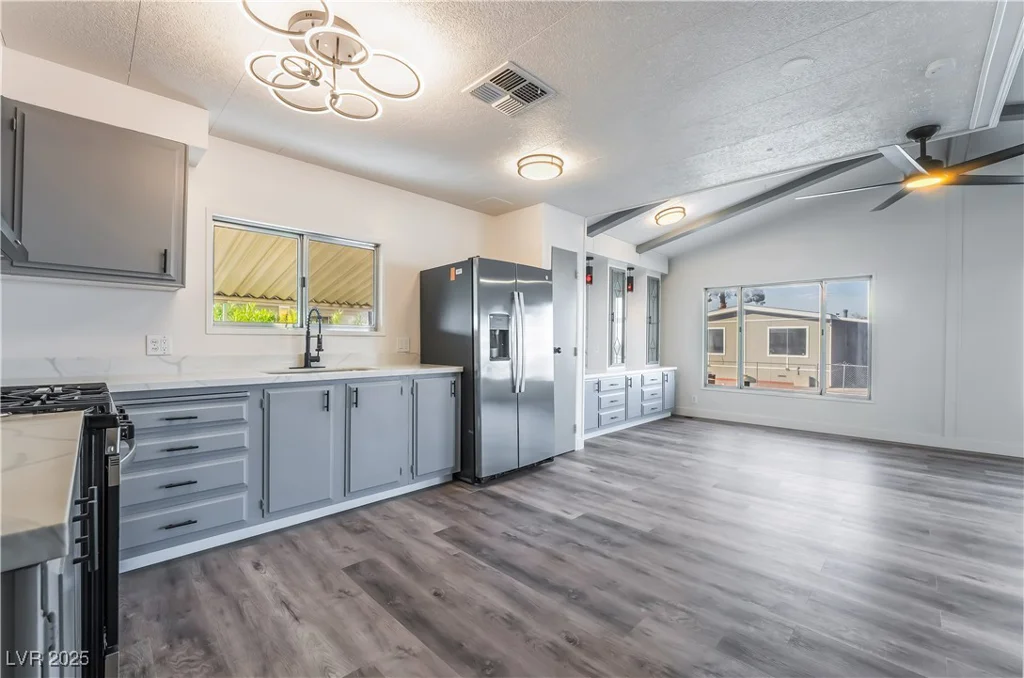 3538 Fort McHenry, Las Vegas, NV 89122