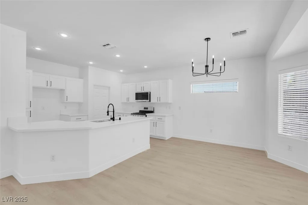 2735 Fort Myer, Henderson, NV 89052