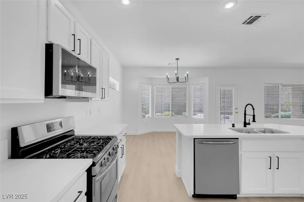 2735 Fort Myer, Henderson, NV 89052