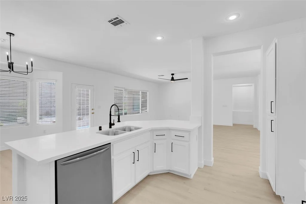 2735 Fort Myer, Henderson, NV 89052