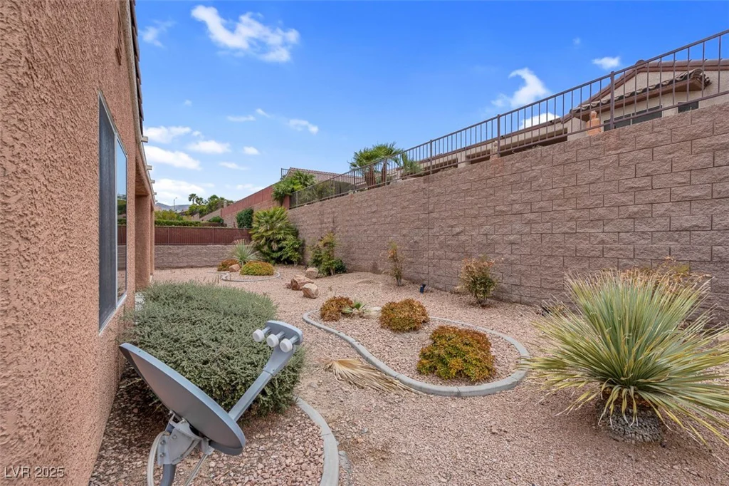 2735 Fort Myer, Henderson, NV 89052