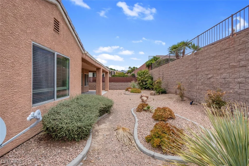 2735 Fort Myer, Henderson, NV 89052