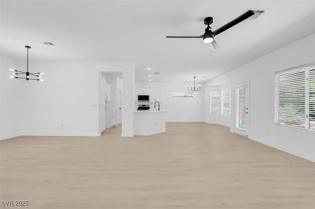 2735 Fort Myer, Henderson, NV 89052