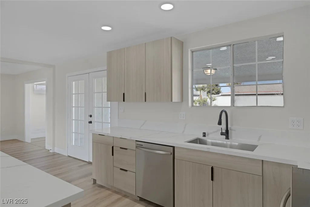 4506 Alpine, Las Vegas, NV 89107
