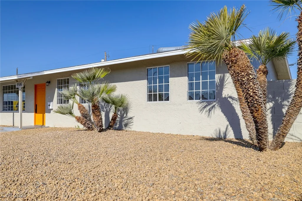 4506 Alpine, Las Vegas, NV 89107