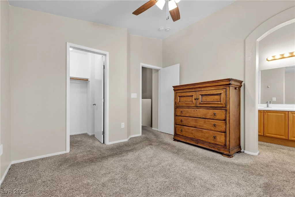 9323 Leaping Deer, Las Vegas, NV 89178