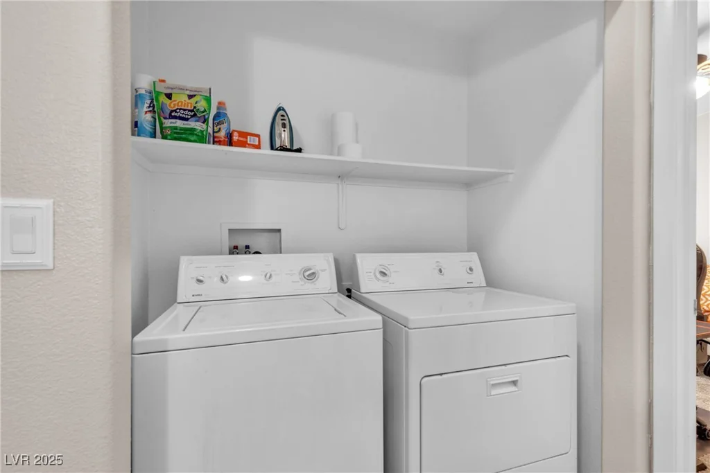 9323 Leaping Deer, Las Vegas, NV 89178