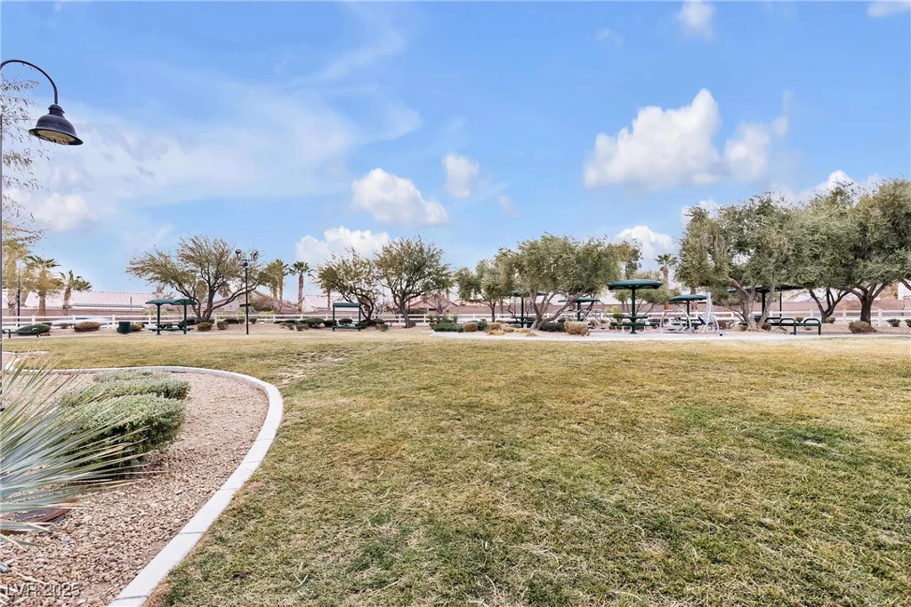 9323 Leaping Deer, Las Vegas, NV 89178