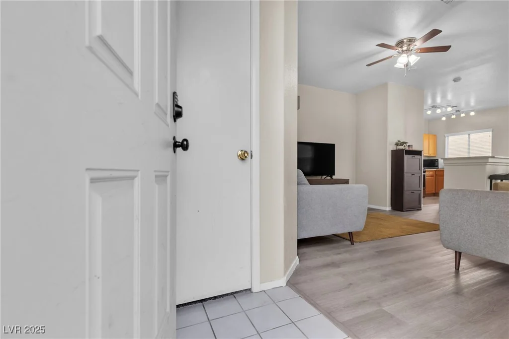 9323 Leaping Deer, Las Vegas, NV 89178