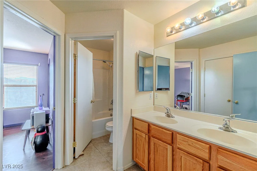 5373 Sleeping Cat, Las Vegas, NV 89122