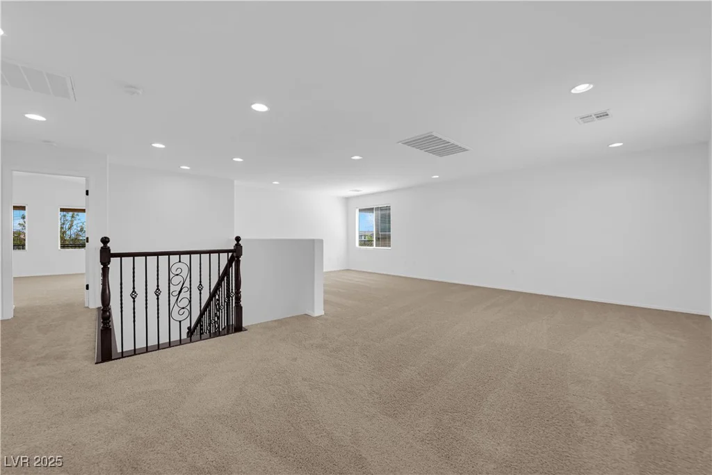 2033 Old Field, North Las Vegas, NV 89081