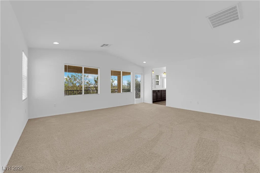2033 Old Field, North Las Vegas, NV 89081