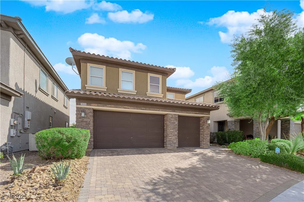 2033 Old Field, North Las Vegas, NV 89081