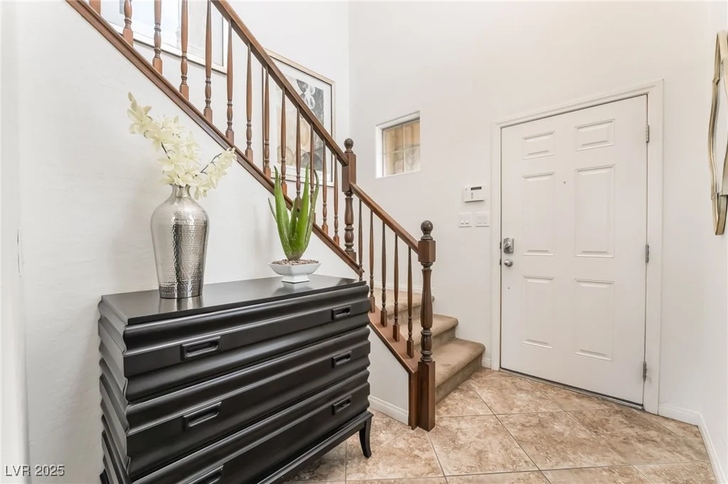 664 Orchard Course, Las Vegas, NV 89148