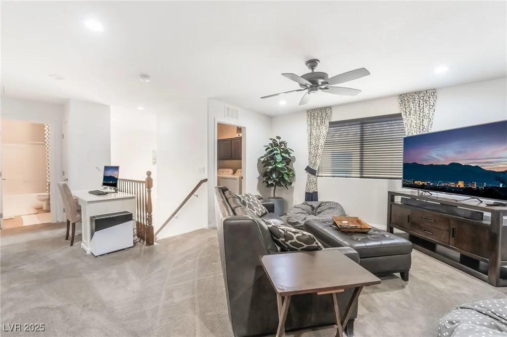 664 Orchard Course, Las Vegas, NV 89148