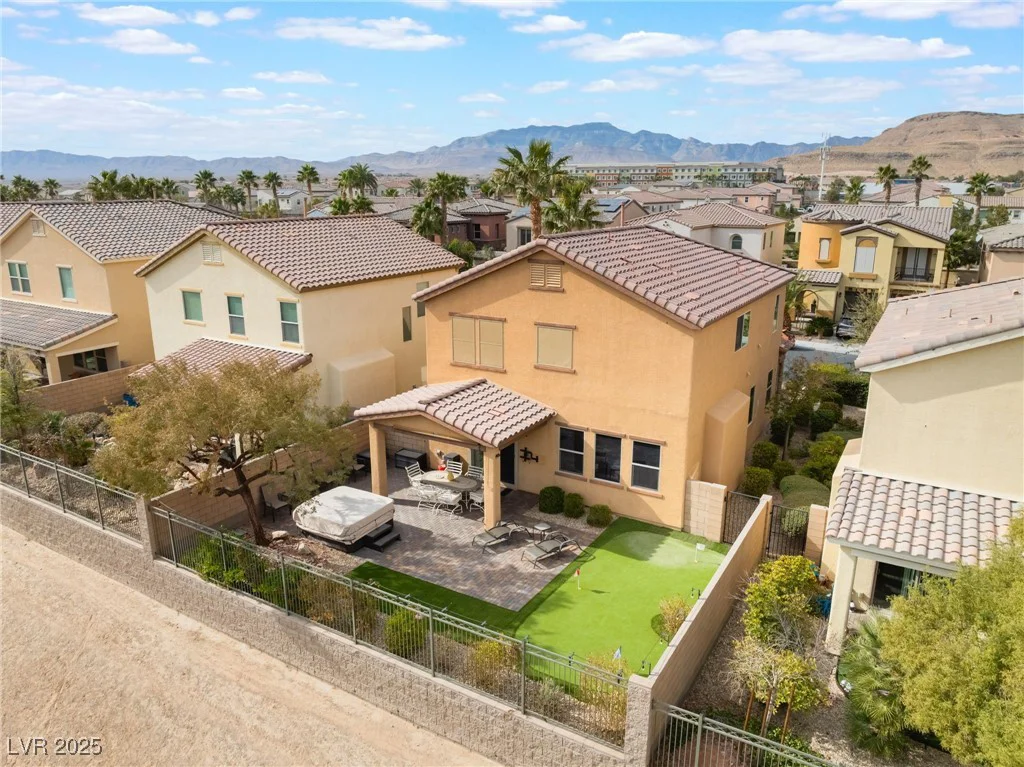 664 Orchard Course, Las Vegas, NV 89148
