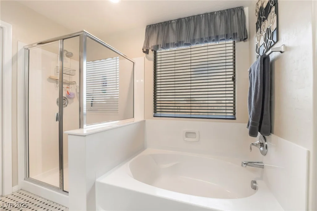 664 Orchard Course, Las Vegas, NV 89148