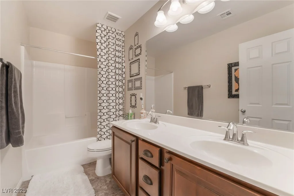664 Orchard Course, Las Vegas, NV 89148