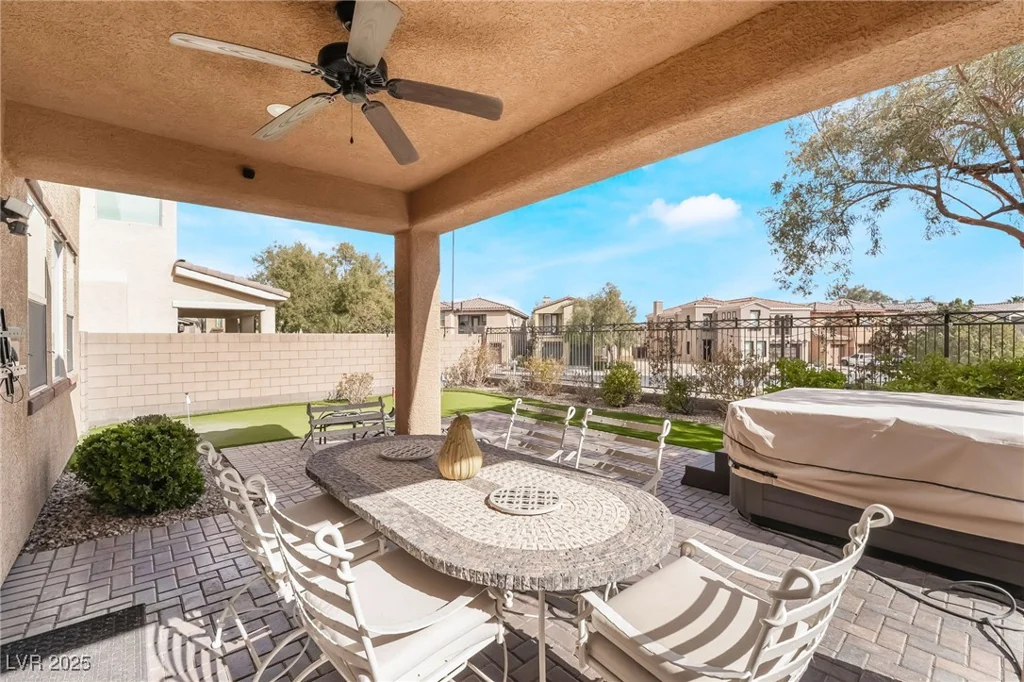 664 Orchard Course, Las Vegas, NV 89148