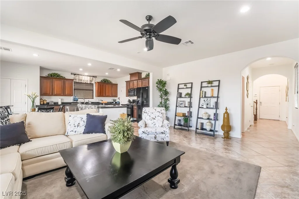 664 Orchard Course, Las Vegas, NV 89148