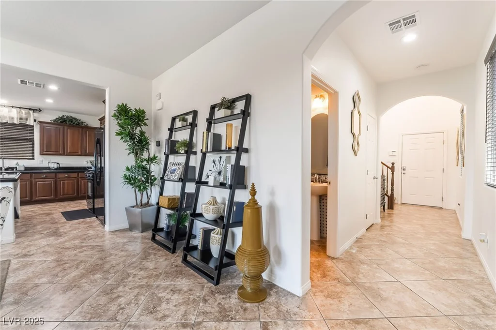 664 Orchard Course, Las Vegas, NV 89148