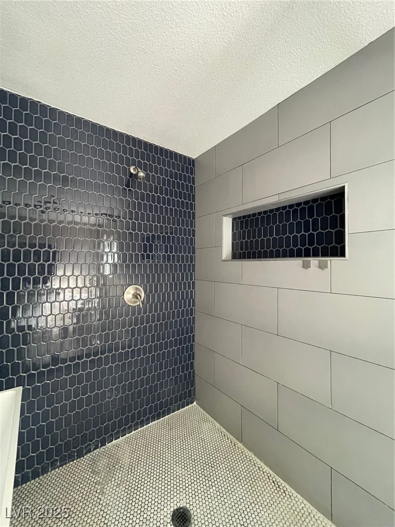 7237 William Anders, Las Vegas, NV 89145