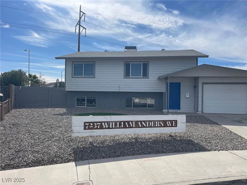 7237 William Anders, Las Vegas, NV 89145