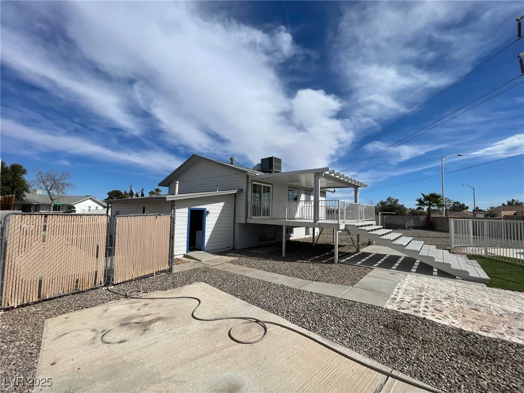 7237 William Anders, Las Vegas, NV 89145