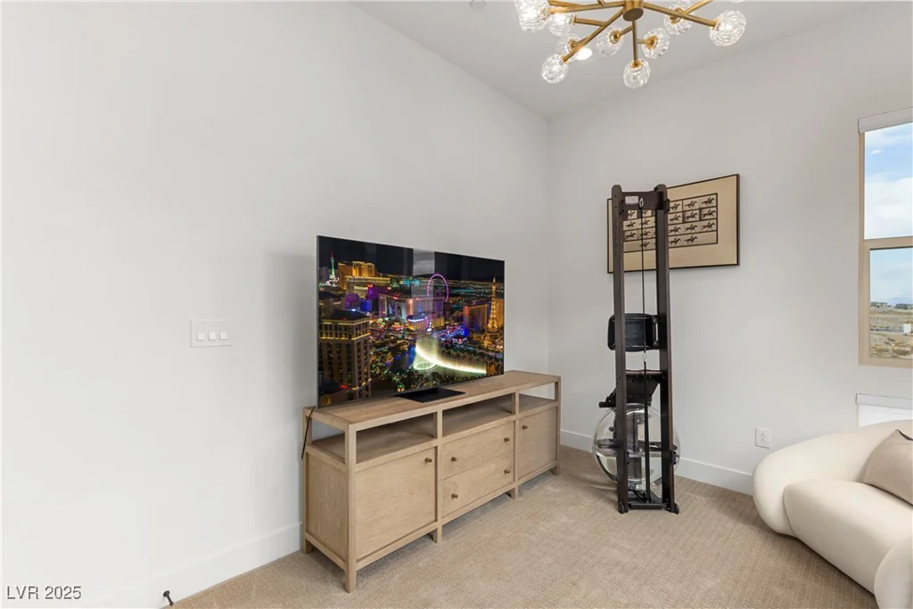 671 Sentinel Spire, Las Vegas, NV 89138