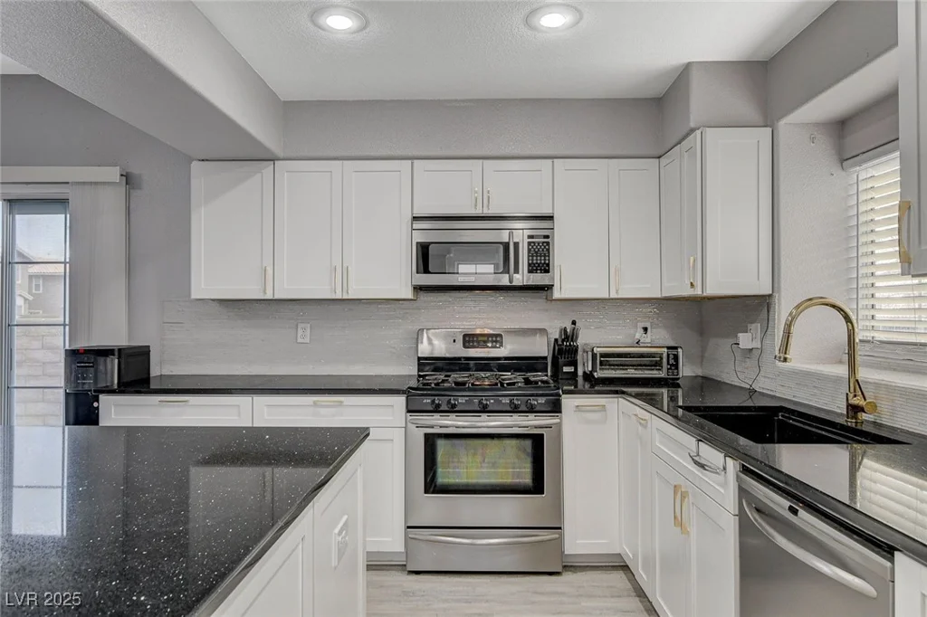 9330 Golden Timber, Las Vegas, NV 89117