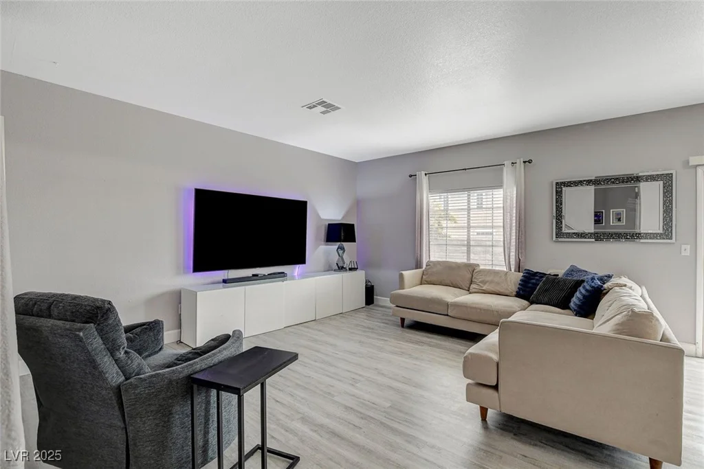 9330 Golden Timber, Las Vegas, NV 89117