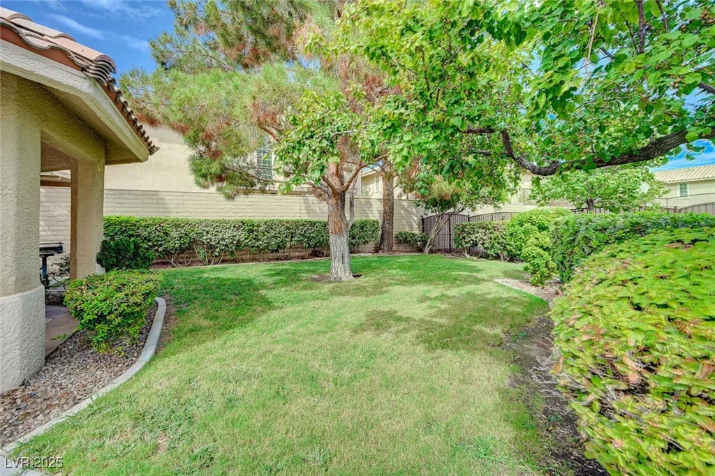 9330 Golden Timber, Las Vegas, NV 89117
