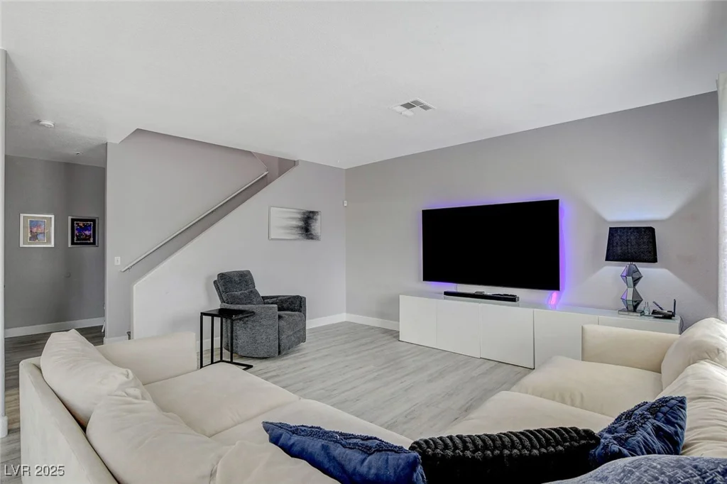 9330 Golden Timber, Las Vegas, NV 89117