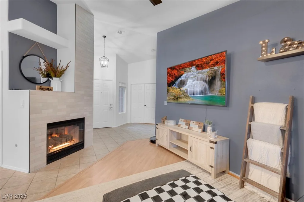 8044 Edward Baher, Las Vegas, NV 89149