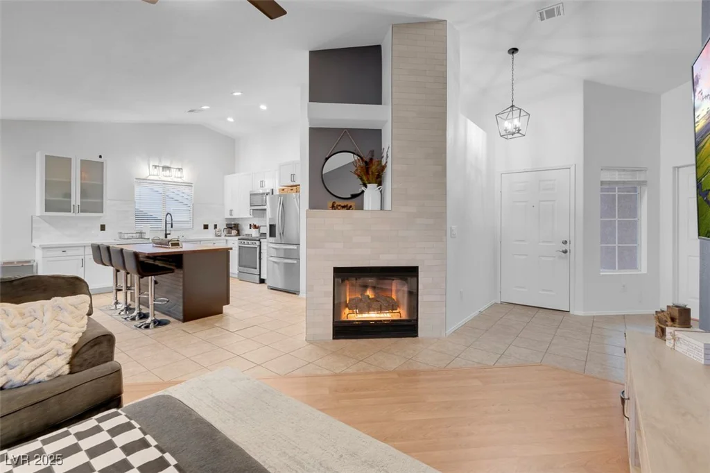 8044 Edward Baher, Las Vegas, NV 89149