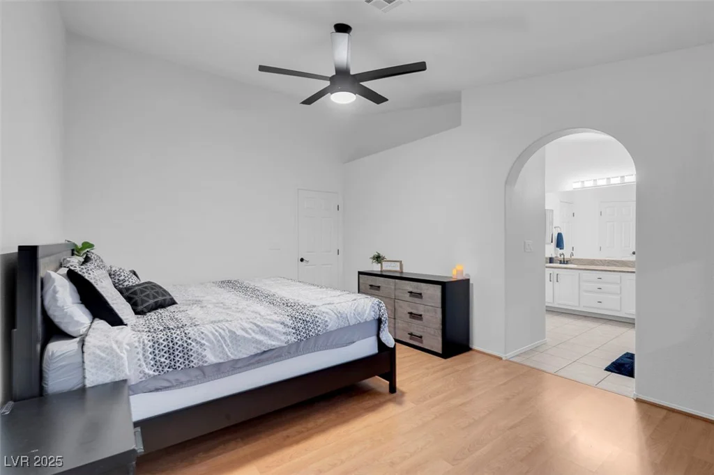 8044 Edward Baher, Las Vegas, NV 89149