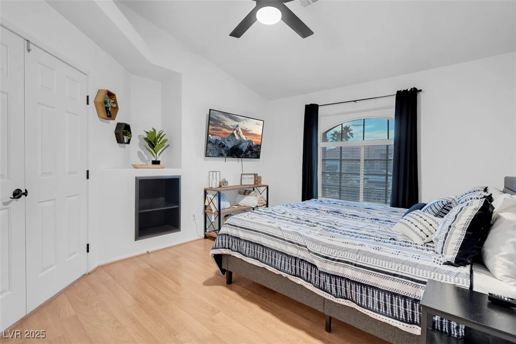 8044 Edward Baher, Las Vegas, NV 89149