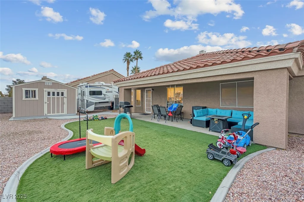8044 Edward Baher, Las Vegas, NV 89149