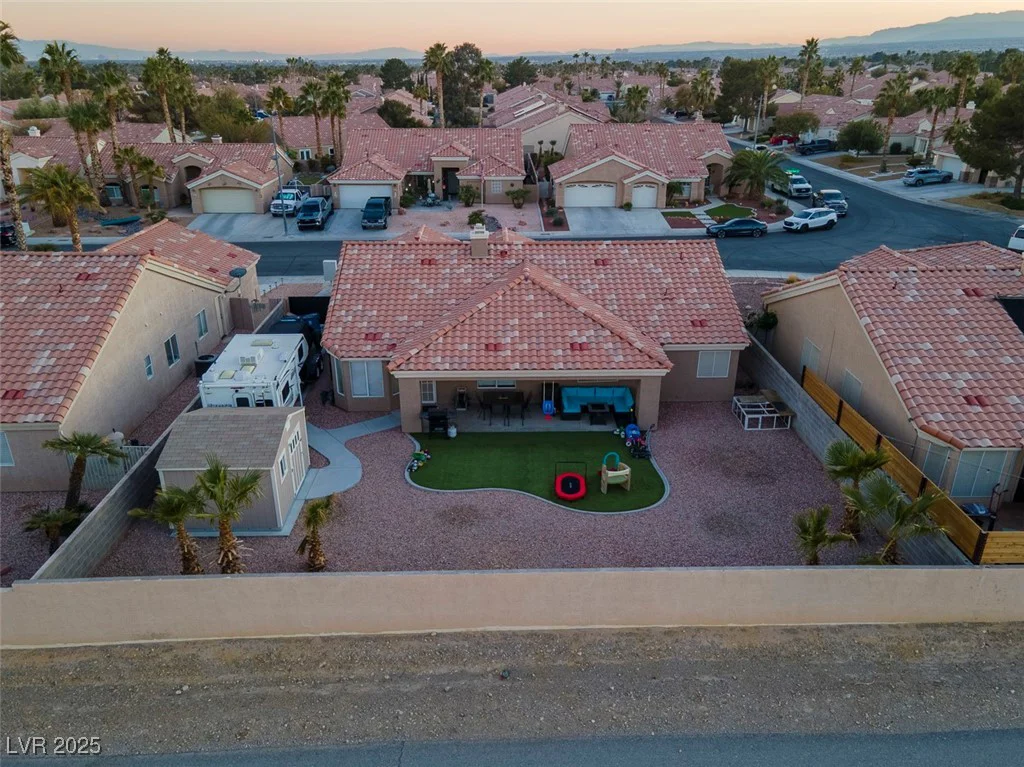 8044 Edward Baher, Las Vegas, NV 89149