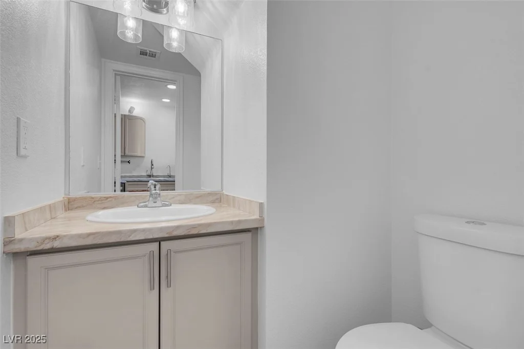 7933 Delbonita, Las Vegas, NV 89147