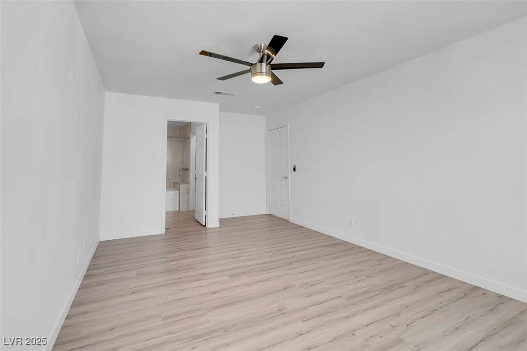 7933 Delbonita, Las Vegas, NV 89147