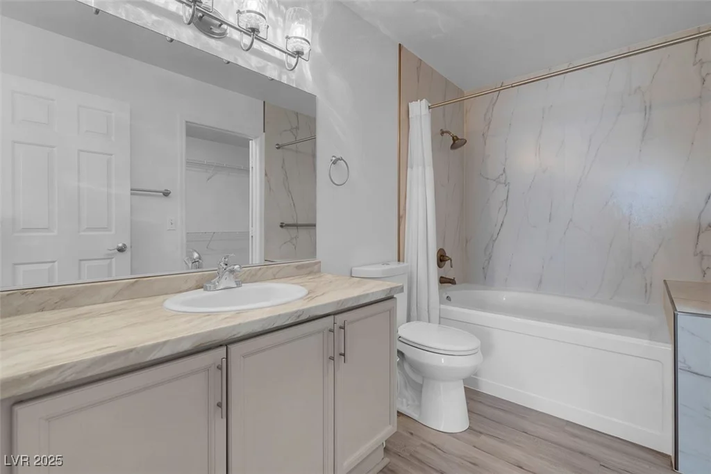 7933 Delbonita, Las Vegas, NV 89147
