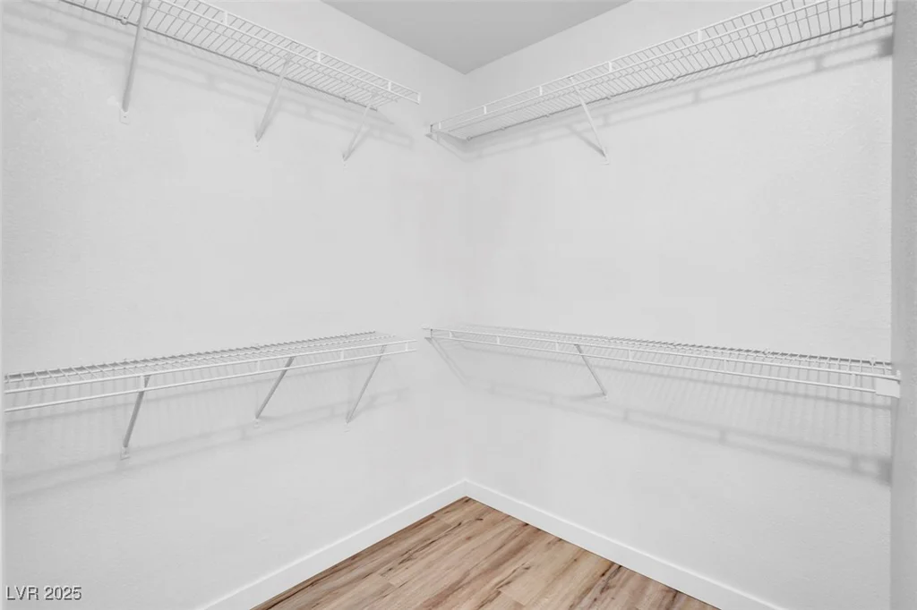 7933 Delbonita, Las Vegas, NV 89147